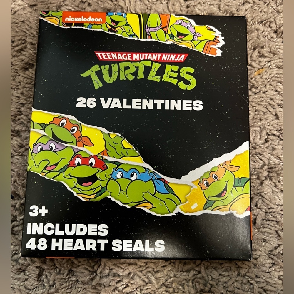 Teenage Mutant Ninja Turtles 26 Valentine's Includes 48 Heart Seals